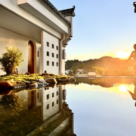 Xiao Zhang's Cultural and Artistic Homestay