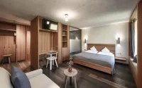 La Paula Apartments & Suites Hotels in 