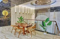 Rowin Grand Hotel - breakfast