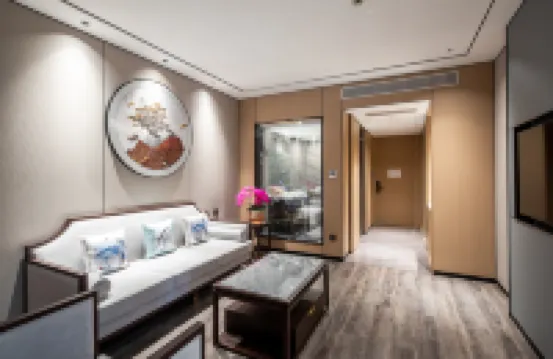 西雙版納景洪華美達安可酒店（潑水廣場店） 景洪酒店