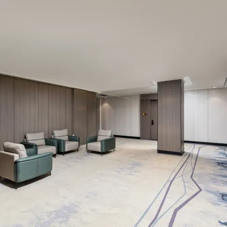 Daqing Baihu City Hotel