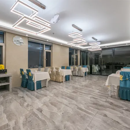 Homeinn · Fairyland Shangpin Hotel (Yuxi Xinping Minzu Square)