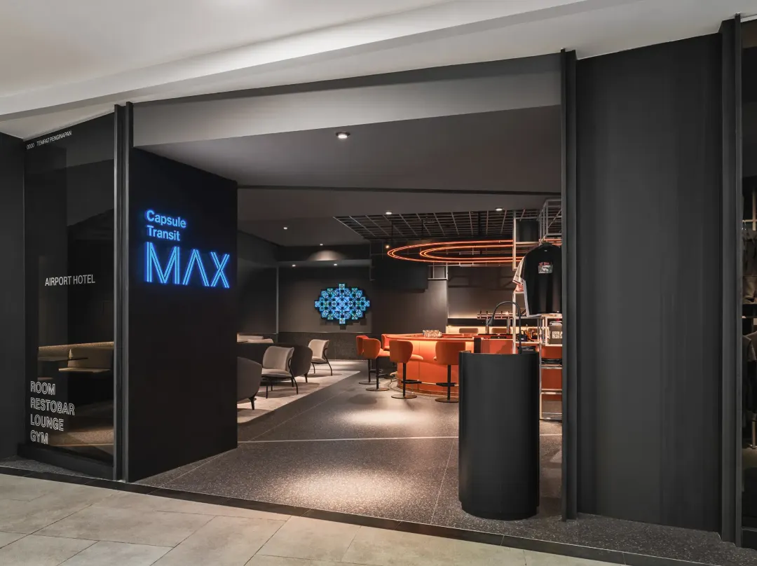Capsuletransit Max - Terminal 2 - Sepang