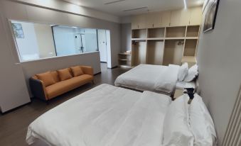 Pinghe Regional Tourism Distribution Service Center Hotel
