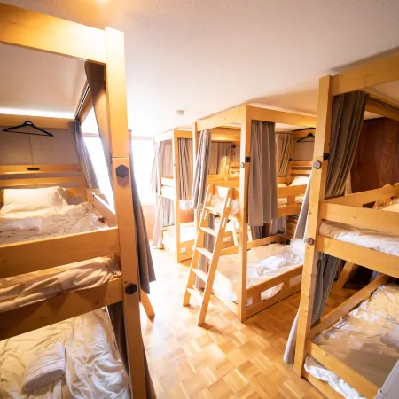 tu.ne.Hostel