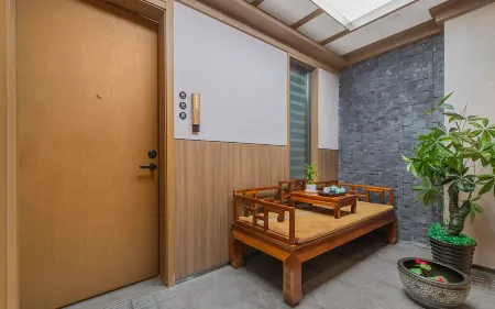 Mehood Lestie Hotel (Shenyang Qingnian Street Color TV Tower Night Market Branch)