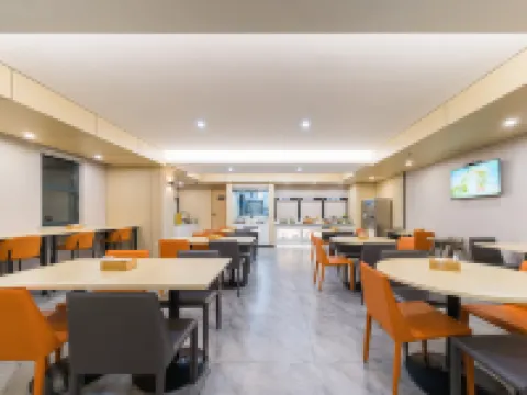 城市便捷酒店（伊寧機場上海城店） 伊寧市酒店