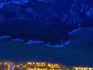 Top 14 Scenic Hotels in Xinjiang