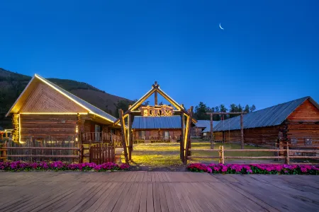 Peng You Jian Shanhai Guesthouse Отели рядом с достопримечательностью «Genghis Khan Point Sets»