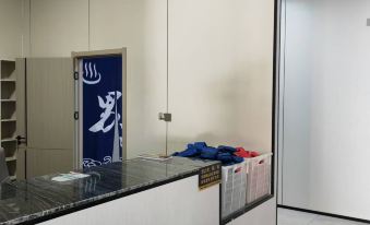 Baoying Mantanghong Grand Hotel