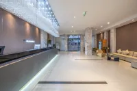 GuanglvGuangyuezhen Hotel (xinzhu Road Branch) - 3-Star