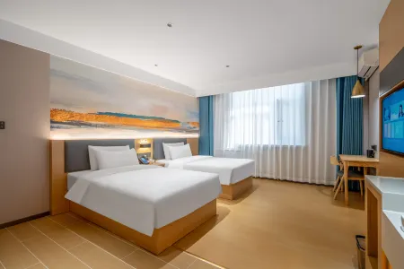 Jin Boman Hotel (Linfen Pingyang Square)