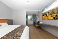 Huazhizhu Industrial Hotel Hotels in Zhao'an County