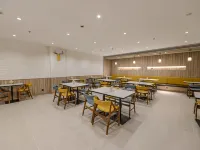 HanTing Premium Hotel (Qingdao Taidong Subway Station) Hotels near Taidong