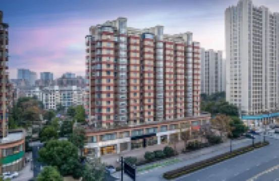 麗呈睿軒酒店（杭州公望街地鐵站富陽銀泰店） 杭州酒店