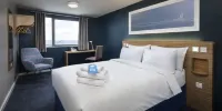Travelodge Newcastle-under-Lyme Central - Family Room