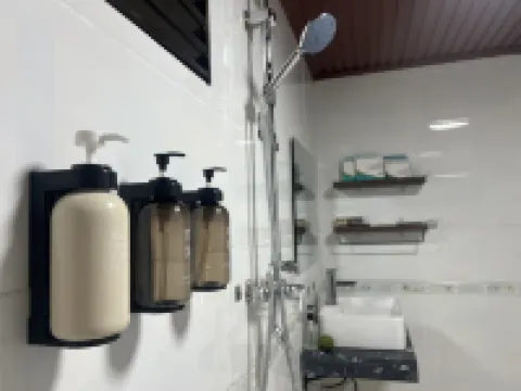 Tengla Homestay (Jingmaishan Ancient Chalin Scenic Area)