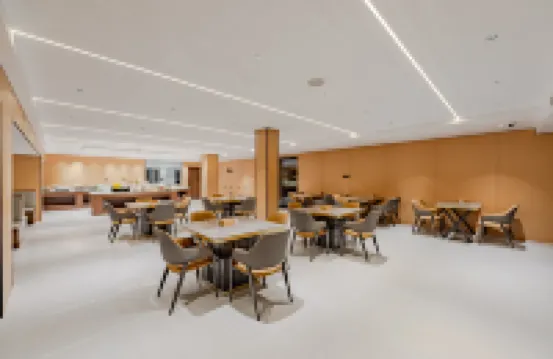 거매이 호텔(쥐룽눙린학교)