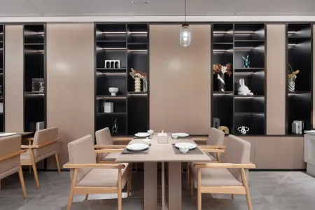 Manyue Hotel (Renshou Yongxing Park Huafu) Отели рядом с достопримечательностью «Sichuan Vocational College of Science and Technology (Renshou Campus)»