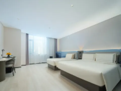 Shenyang Middle Street Forbidden City Joy City Qingju Hotel Hotels near Zhongjie Street