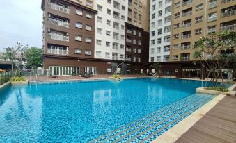 Explore, Relax, and Enjoy the View in Binh Duong -- Midori Park The View