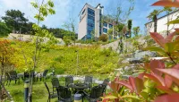 Friemily Poolvilla & Hotel - Ocean View