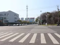 JI Hotel (Fuyang Zhongguancun) - Mountain view