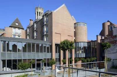 Martin's Brugge Hotels near Boudewijn Theme Park and Dolfinarium