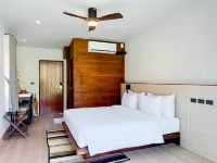 360° issara Floating Resort Hotels in Ban Ta Khun District