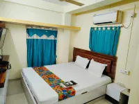 Om Shanti Guest House – Near Ruby General Hospital & Science City