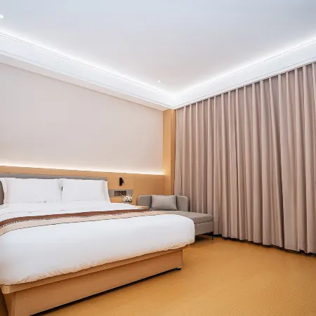 KuiTun YiFeng Holiday Hotel