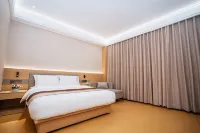 KuiTun YiFeng Holiday Hotel