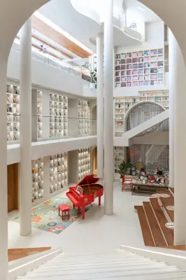 Shushu · Bookstore Xiangyue Wenquan Homestay (Heshun Ancient Town Yeya Lake) - 5성급