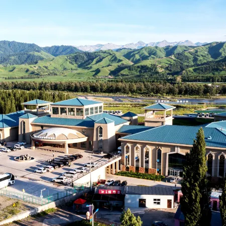 Xinjiang Cultural Tourism Nalati Resort Hotel