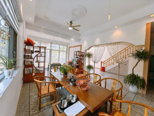 FanjingMeet Residents Homestay - Romantic