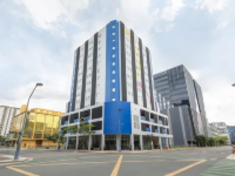 โรงแรมฮอปอินน์ อาเซียนาซิตี้ มะนิลา โรงแรมในปารานาคิว