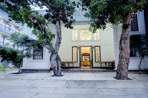 Hotel O Stasiun Cirebon Kejaksan Near Alun Alun Cirebon Formerly Family Homestay - Bintang 2