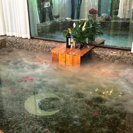 MCS Moon Bay Untitled Hot Spring Private Soup Homestay