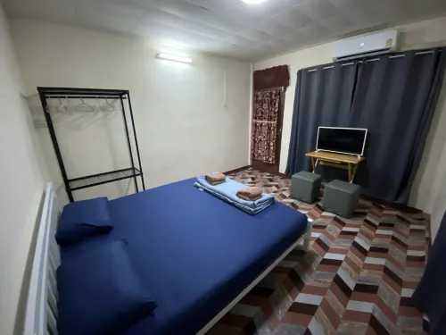 Sleep Break Hostel @ Sathon