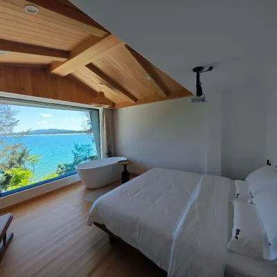 Banshan Mountain Homesta Hotels near Baodingwan