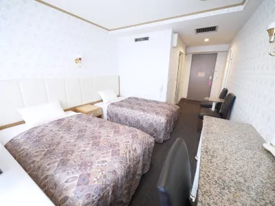 U-Community Hotel