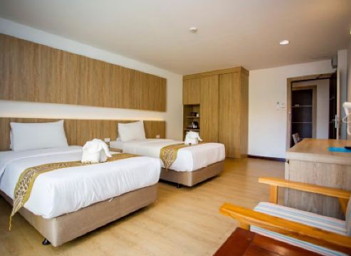 โรงแรมซีพาราไดซ์ Sea Paradise Hotel Sattahip