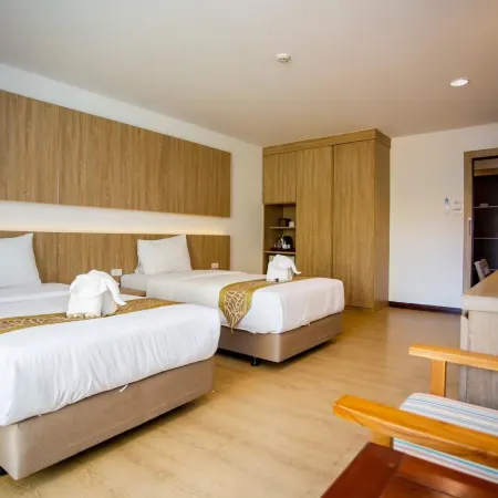 Sea Paradise Hotel Sattahip