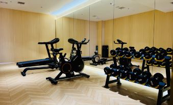 Vienna Hotel ( Ganzhou High-speed Railway West Station Jinling Road Store)
