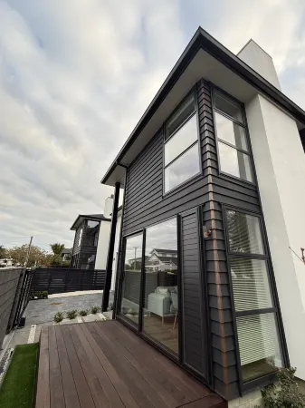 Brand-New Luxury house in Epsom