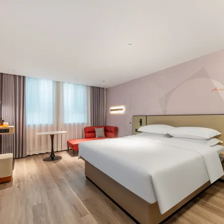 Borrman Hotel (Bole Railway Station Haixi International Plaza)