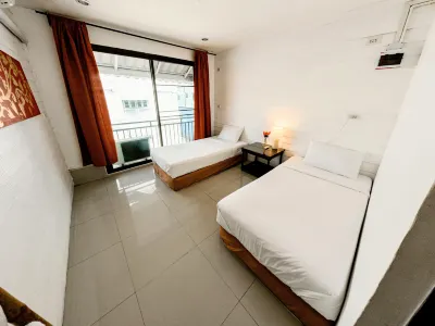 Back Home Backpackers