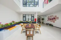 The 12 harmonious homestay