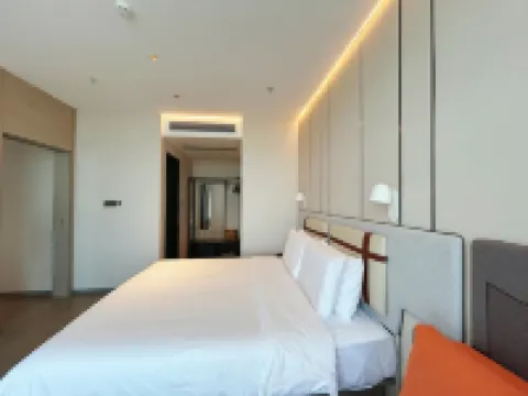 Homeinn Selected Hotel (Wuxi Railway Station Jinlun Star Space Commercial Plaza)