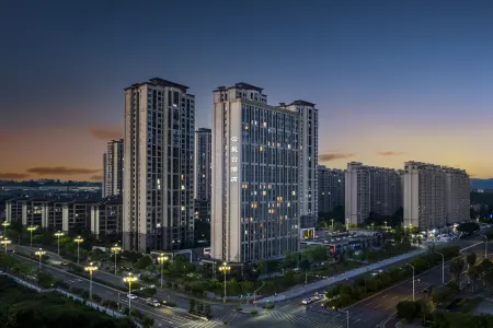 Chongqing Yunjingtai Hotel (Jiaotong University) Отели рядом с достопримечательностью «Chongqing Traffic Vocational Institute»